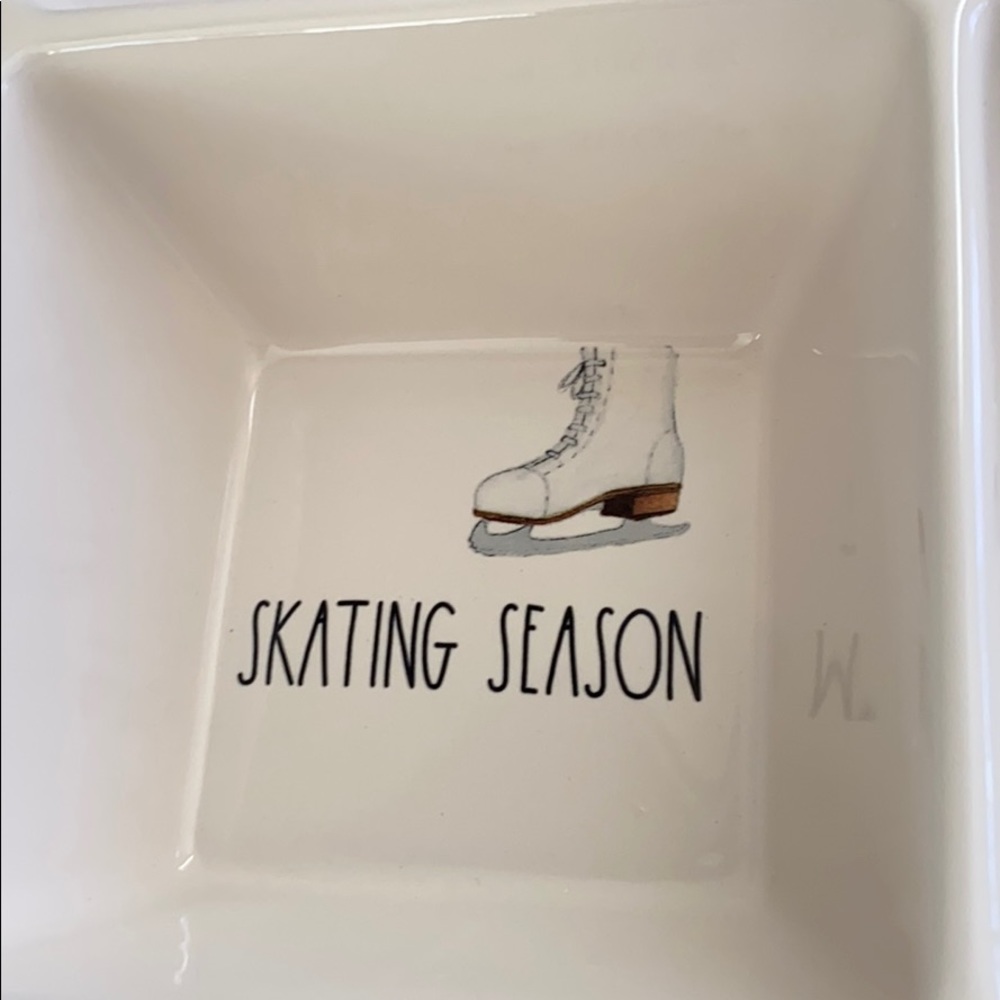 Rae Dunn “Skating Holiday” divided serving tray - Picture 4 of 7